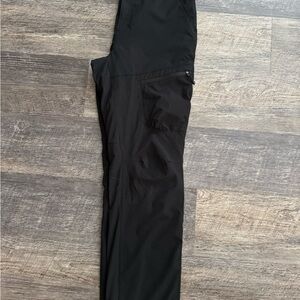 Eddie Bauer women’s Black Cargo Pants (fleece lined)